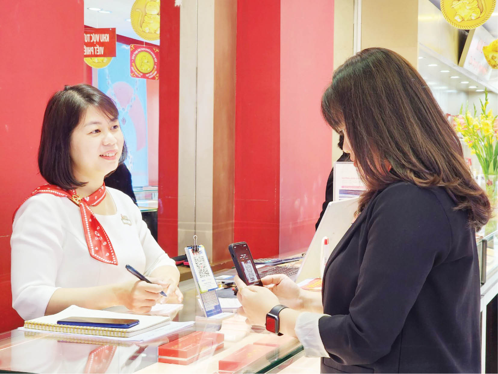 Hiệu ứng từ chính sách miễn phí giao dịch ngân hàng điện tử