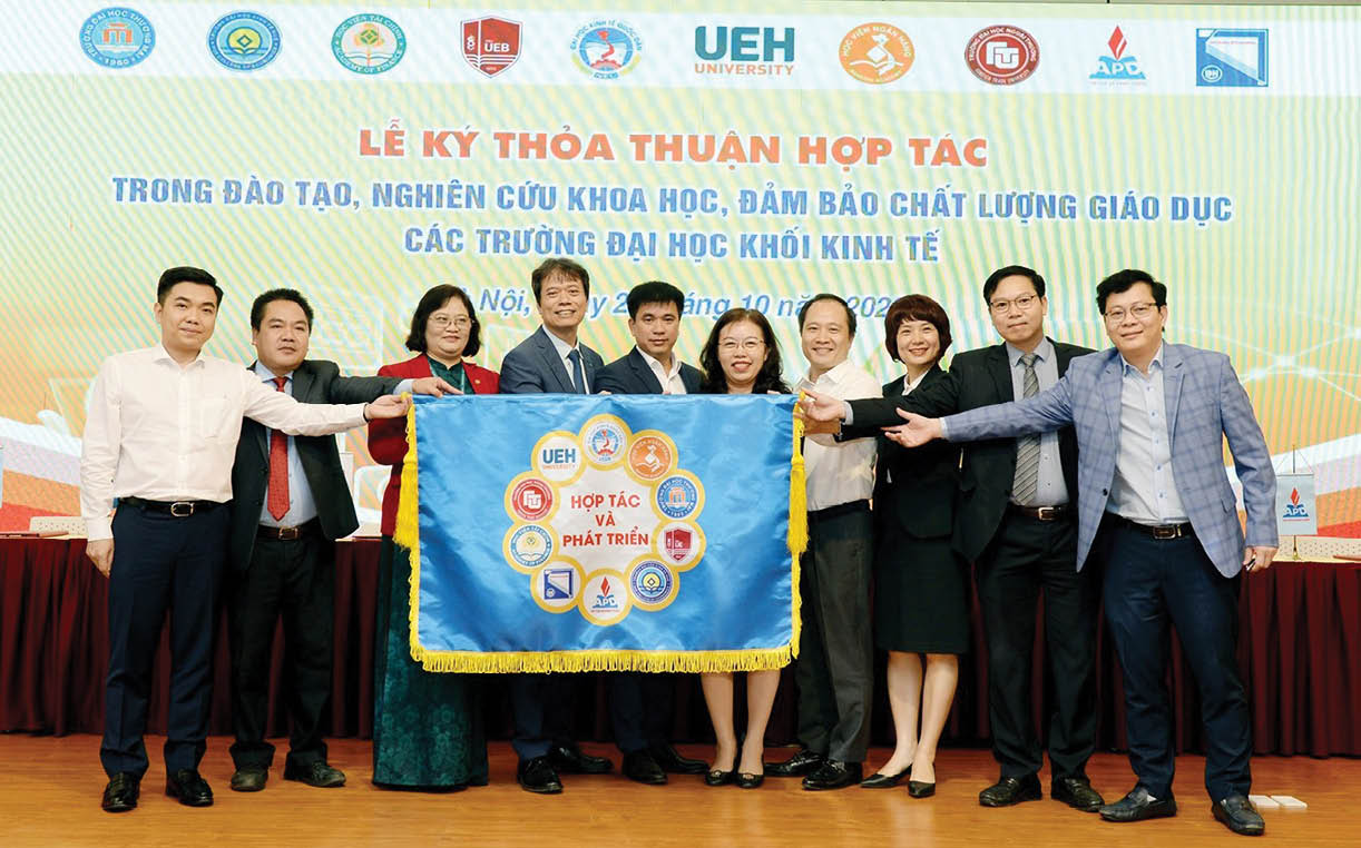 Đa dạng chương trình đào tạo, đáp ứng chuẩn đầu ra