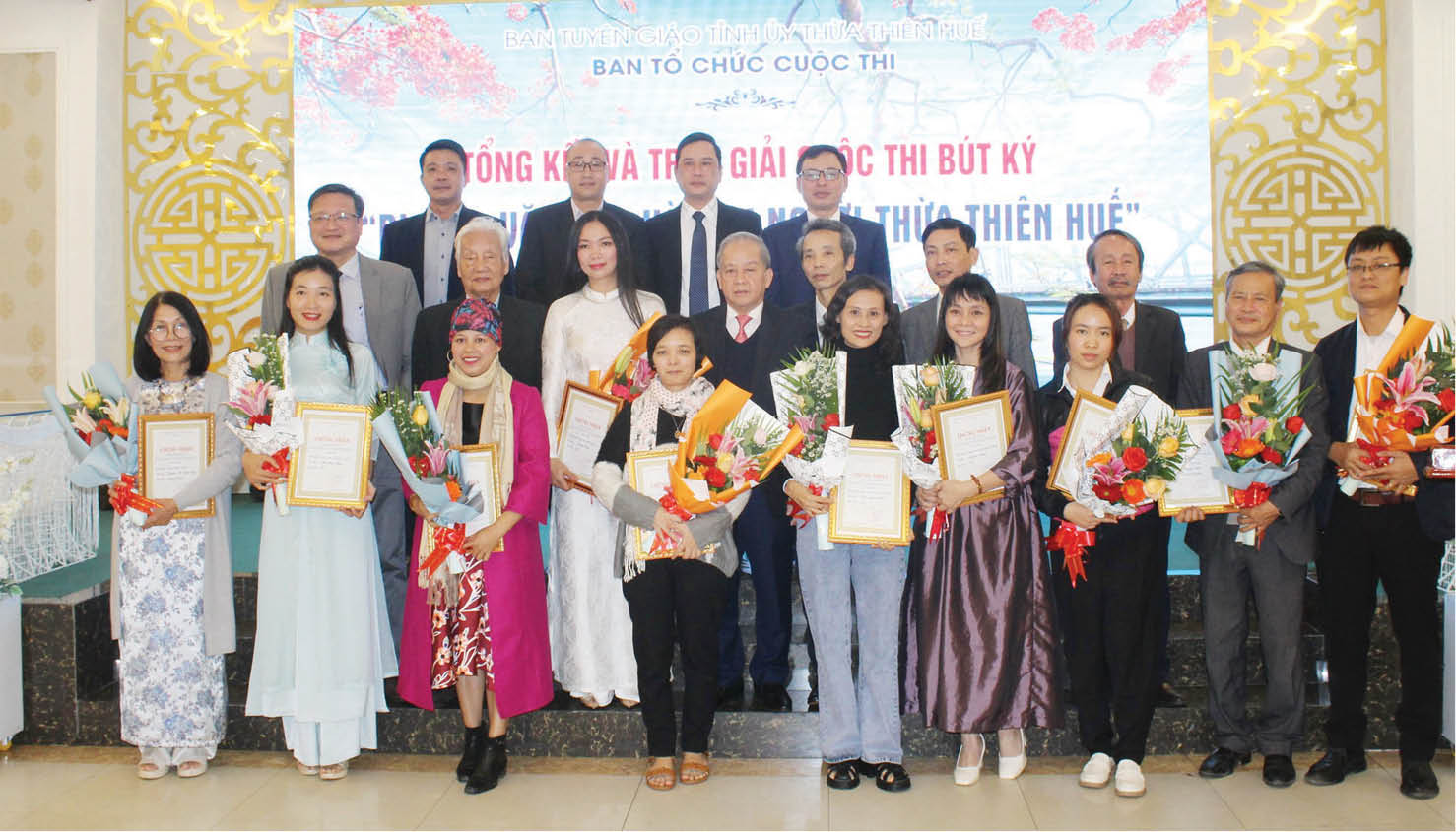 Có một Huế rất riêng qua góc nhìn văn chương