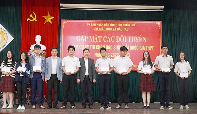 Gặp mặt 80 học sinh tham dự kỳ thi học sinh giỏi Quốc gia