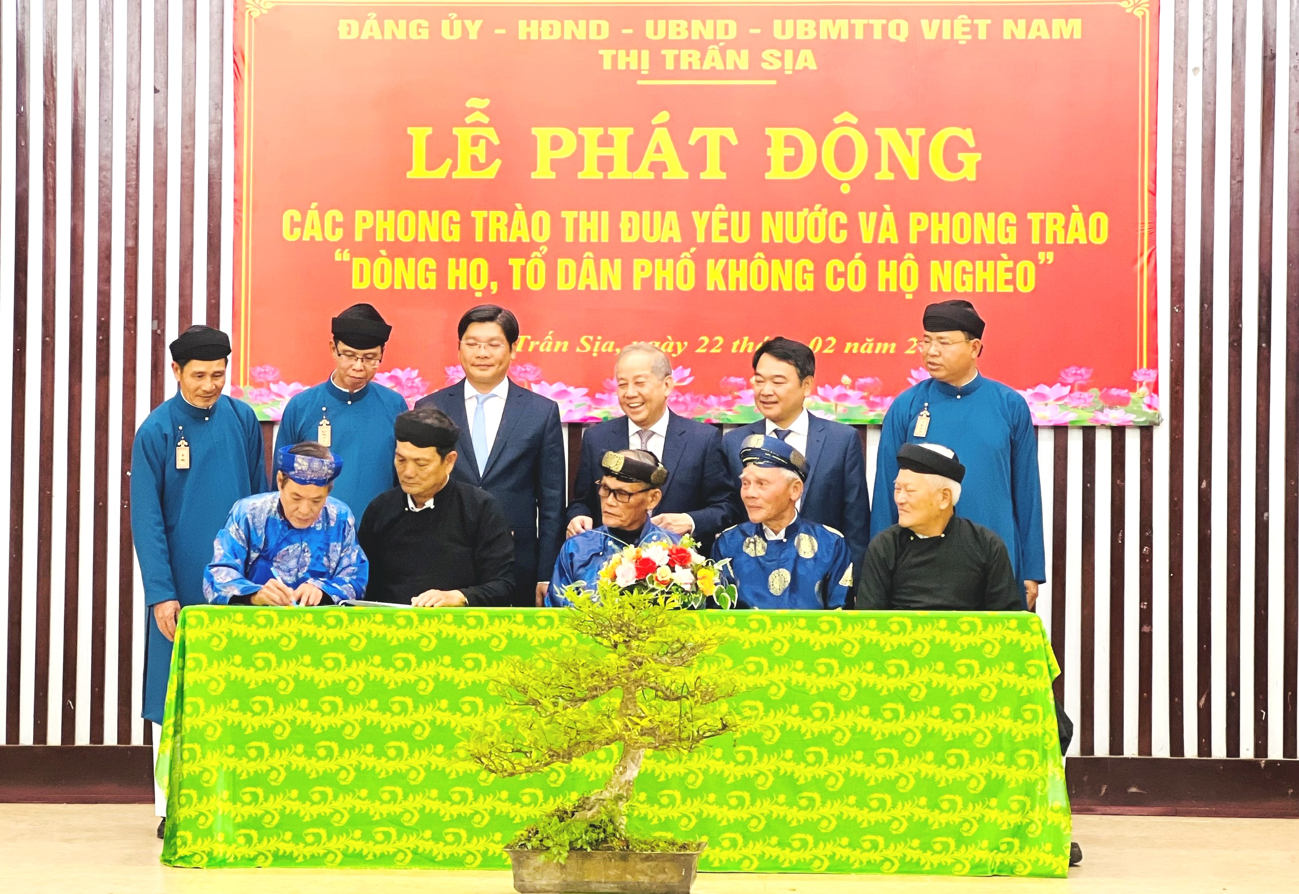 Thị trấn Sịa phát động phong trào “Dòng họ, tổ dân phố không có hộ nghèo”