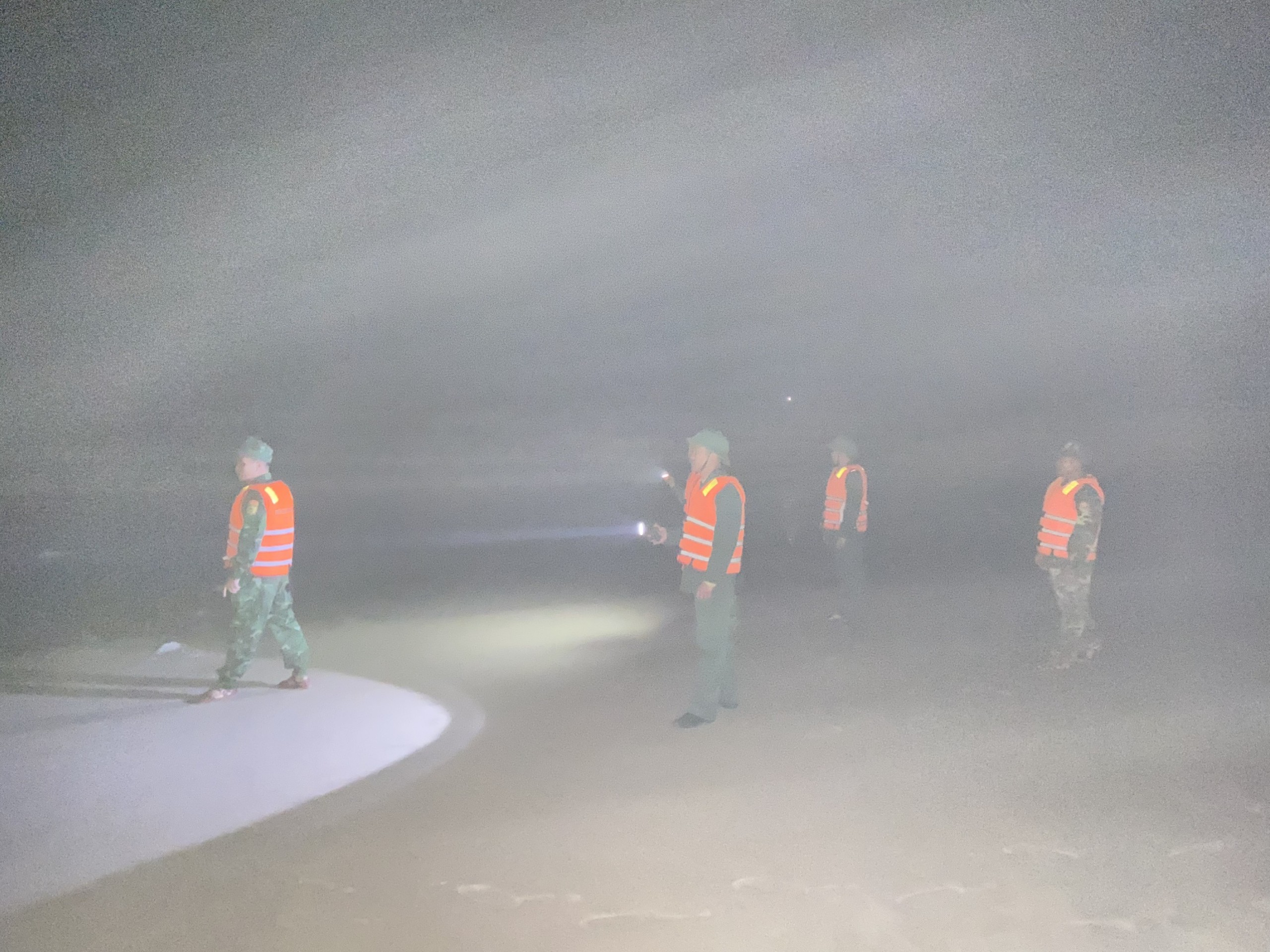 Chìm tàu, một thuyền viên mất tích