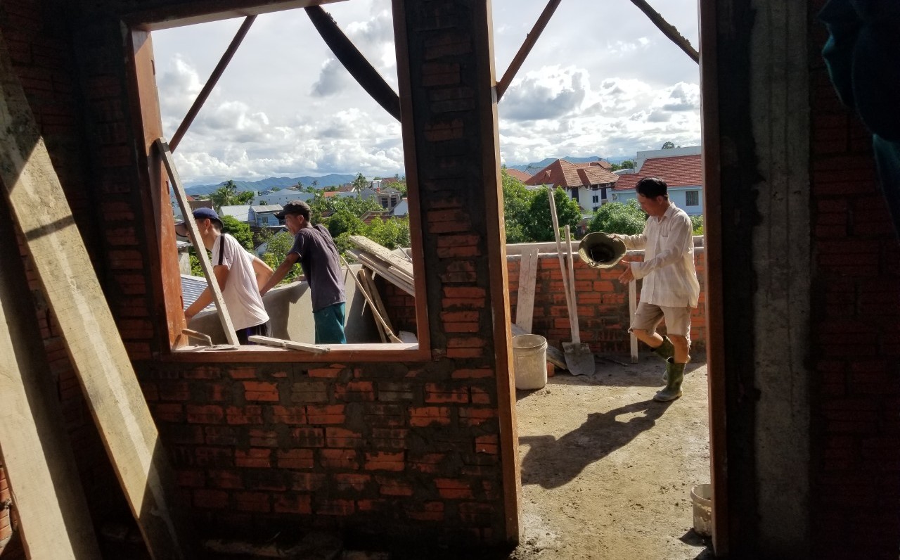 Hạn chế rạn nứt lớp cấp phối vữa tô tường