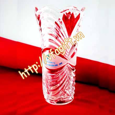 Nơi cung cấp lọ hoa thủy tinh, bình cắm hoa pha lê quà tặng