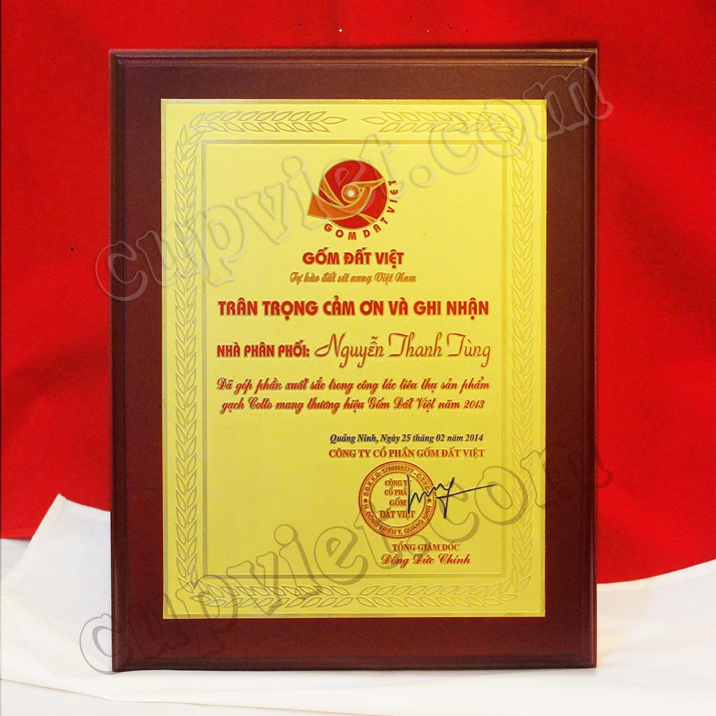 cung cấp bằng khen gỗ đồng,địa chỉ làm bằng vinh danh,chuyên làm biểu trưng gỗ đồng