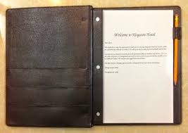 Chuyên làm bìa menu, bìa đựng bằng tốt nghiệp, cung cấp bìa trình ký, bìa kẹp hồ sơ, nơi làm bìa đựng bằng, bìa đựng hợp đồng,