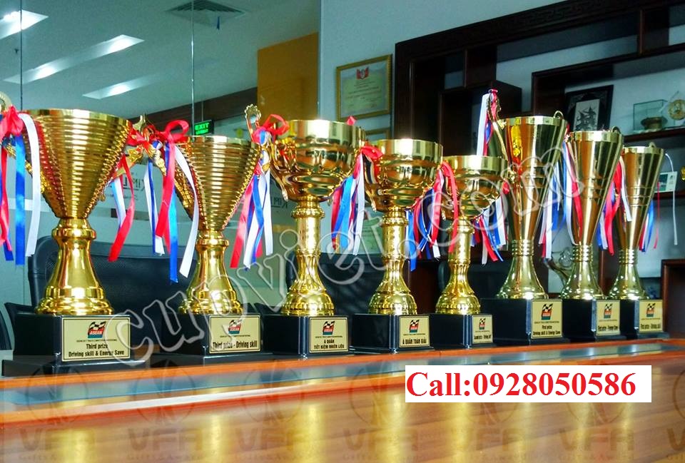 bán cúp vinh danh, sản xuất cúp thể thao, cúp giải gol các loại, cúp đồng mạ vàng giá rẻ