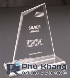 Cơ sở sản xuất kỷ niệm chương