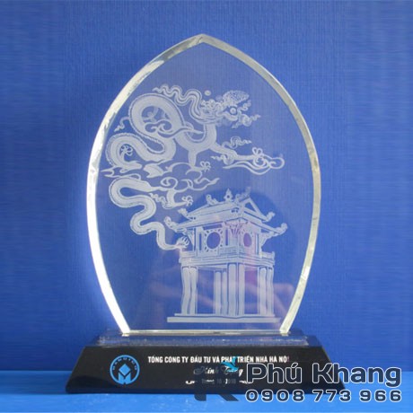 Cơ sở sản xuất kỷ niệm chương pha lê, chặn giấy pha lê, biểu trưng thủy tinh