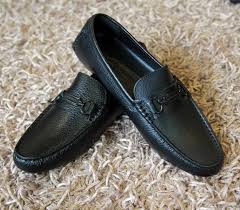 Cách chọn giày tây nam hợp với trang phục