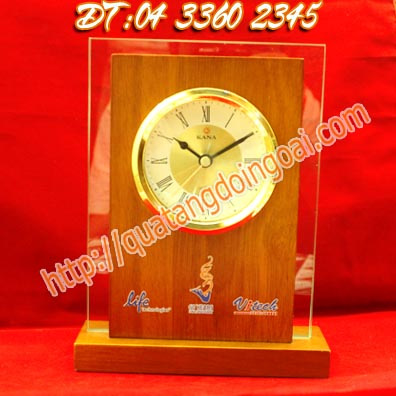Sản xuất đồng hồ làm quà tặng