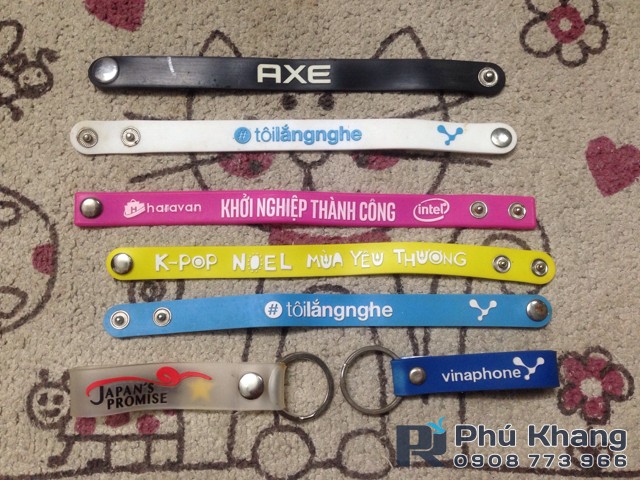 Vòng tay cao su giá rẻ, sản xuất vòng tay sillicon, in vòng tay nhựa