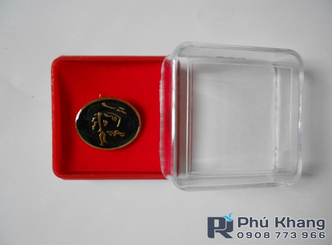 Xưởng sản xuất pin cài áo, huy hiệu đồng, huy hiệu cài áo công ty