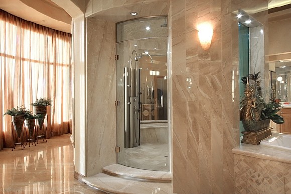 Thang máy , thang cuốn , thang mitsubishi Mai Tâm