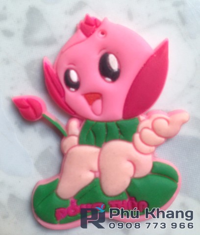 Cơ sở sản xuất móc khóa cao su, làm móc khóa dập nổi