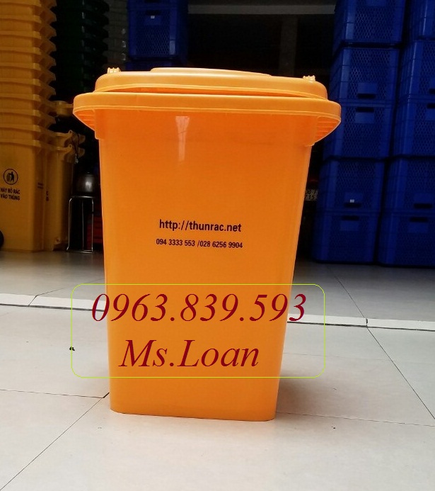 Thùng rác nhựa 60L 4 bánh xe nhỏ - thùng rác gia đình mới