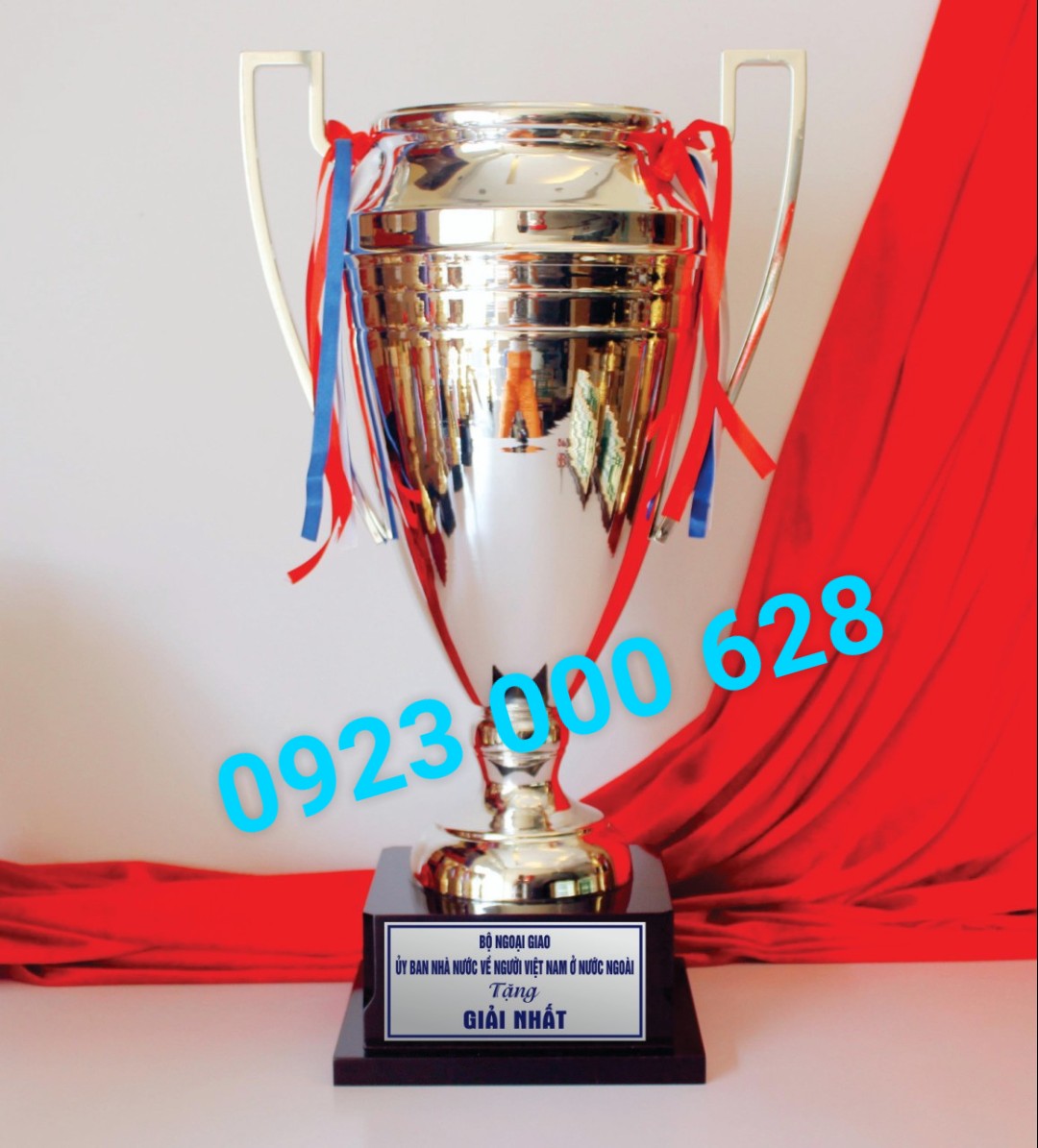Cửa hàng bán cúp đồng,cúp bóng đá,cúp trao giải,cúp golf cao cấp