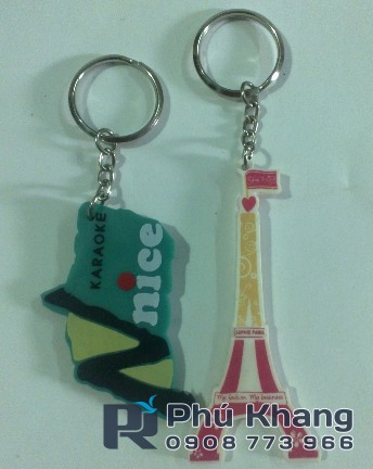 Sản xuất tem dán đổ keo, sticker dán đổ keo, móc khoá giá rẻ, móc khoá nhựa dẽo