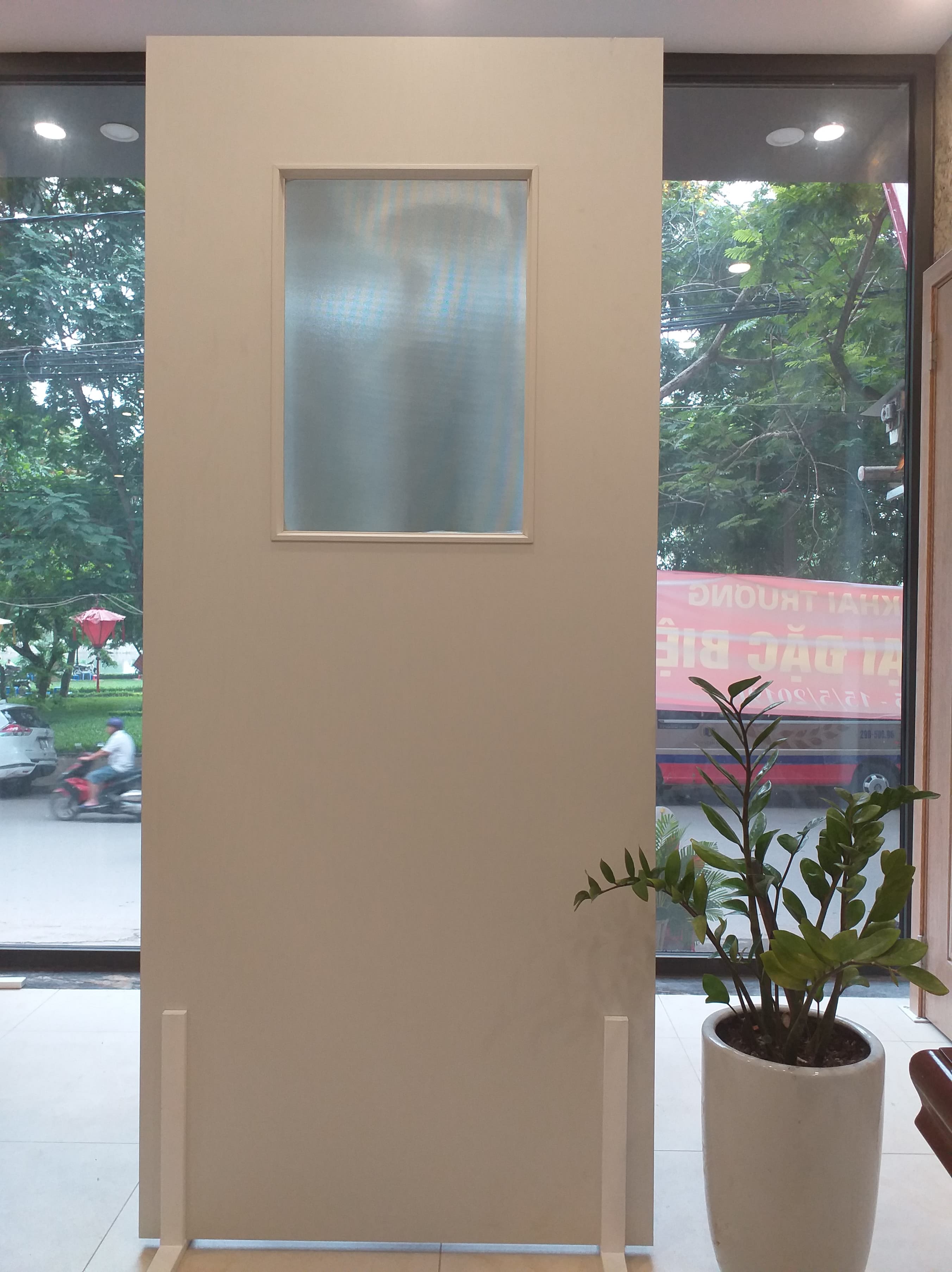 Cửa nhựa ABS không thấm nước phù hợp làm cửa nhà tắm, nhà vệ sinh 24.5