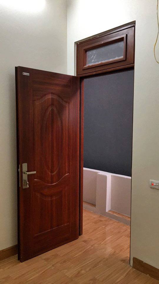 Cửa Koffman, bền chất thép, đẹp vân gỗ 25.6