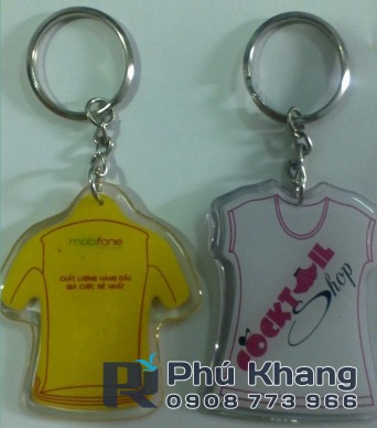 Cơ sở sản xuất tem decal đổ keo, sticker dán đổ keo, móc khoá đổ keo giá rẻ