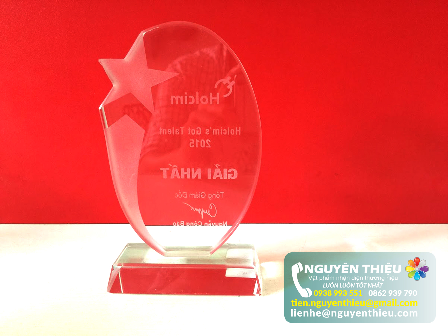 Xưởng cúp pha lê tphcm, xưởng làm cúp lưu niệm giá rẻ