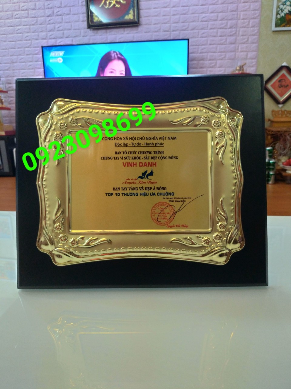 cung cấp bằng chứng nhận, sản xuất quà tặng truyền thống, bán bằng khen, bằng chứng nhận đại lý