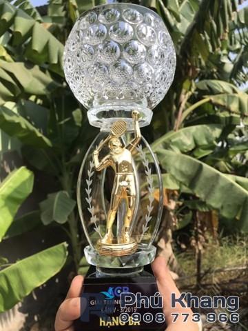 Chuyên sản xuất biểu trưng thuỷ tinh, kỷ niệm chương quà tặng, kỷ niệm chương giá rẻ