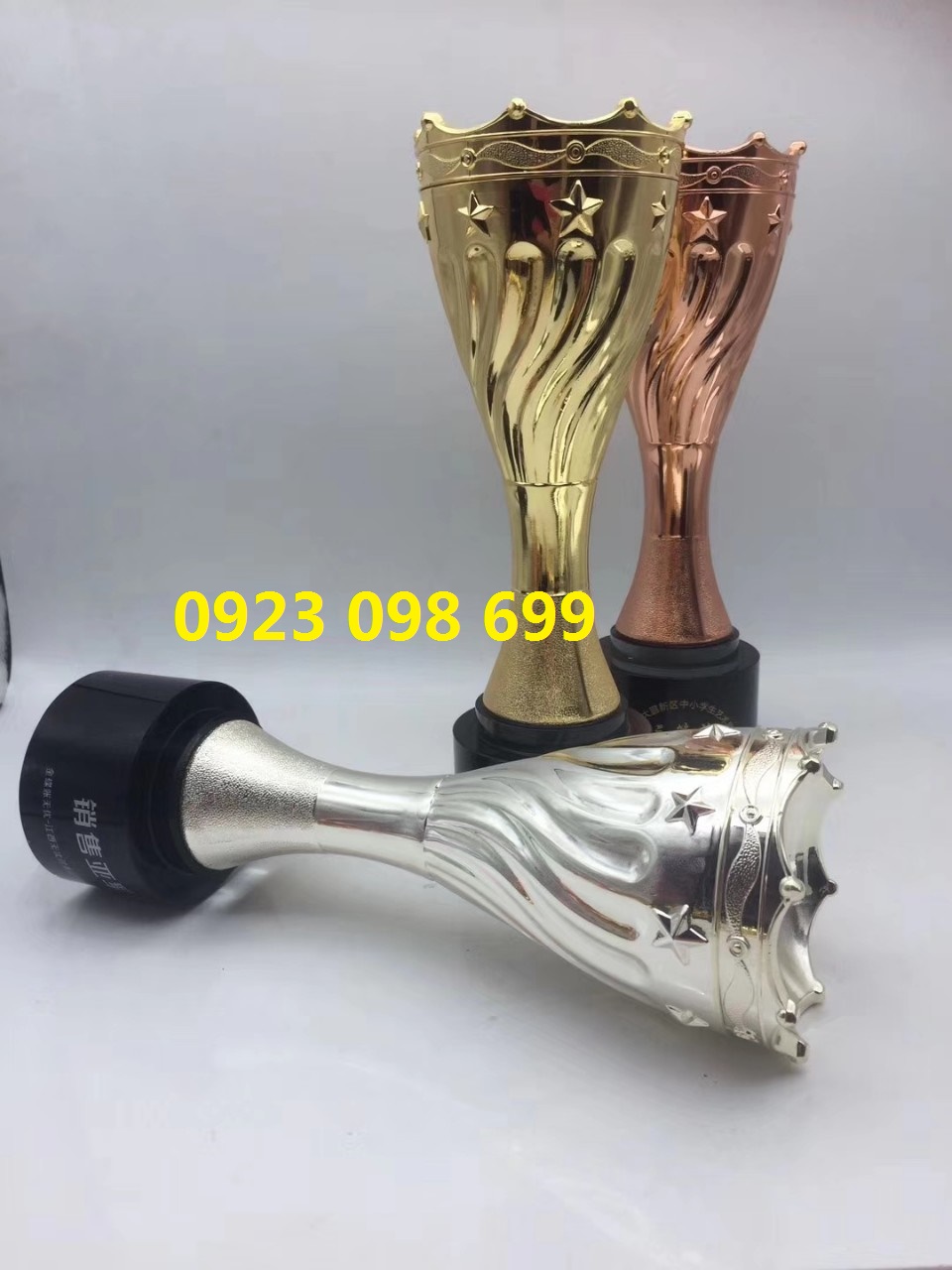 cúp hoa hâu, bán cúp quý bà, làm cúp ban giám khảo, cúp spa, cúp thương nhân giá tốt