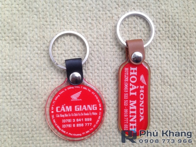 Xưởng sản xuất móc khoá đổ keo, chuyên làm móc khoá nhựa dẽo, móc khoá theo yêu cầu giá rẻ