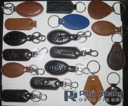 Cung cấp móc khoá da làm quà tặng, sản xuất móc khoá giá rẻ, in móc khoá đổ keo