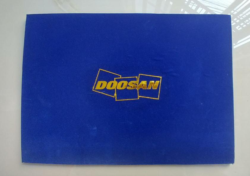 Sản xuất bìa kẹp giấy khen, bìa vải nhung đựng bằng khen, bìa decal bằng tốt nghiệp