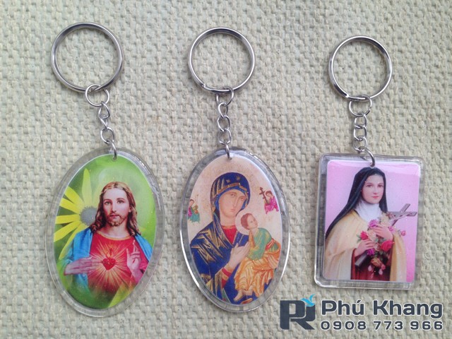 Cơ sở sản xuất móc khóa giá rẻ, làm móc khóa quà tặng, móc khóa quảng cáo