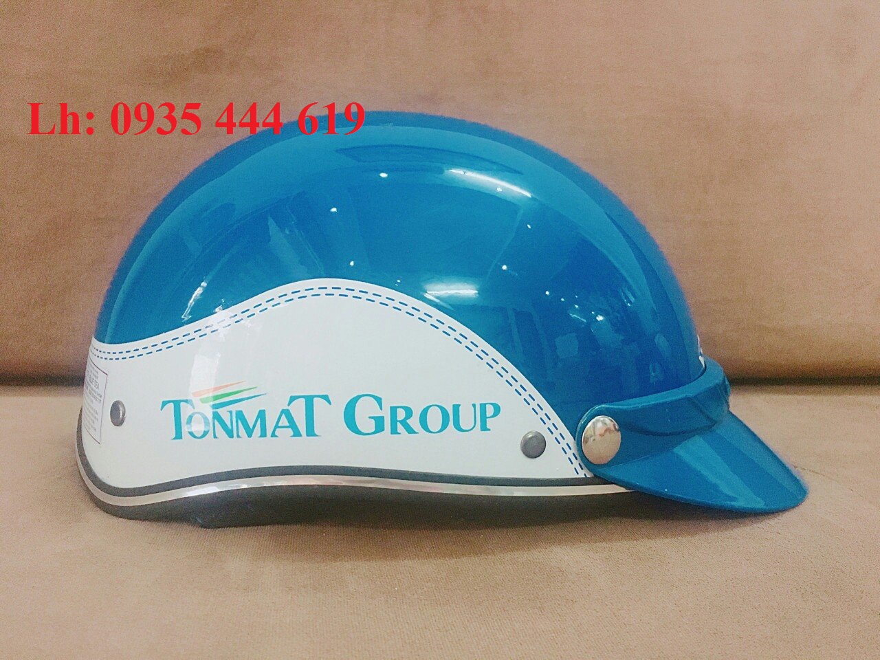 Mũ bảo hiểm quà tặng khách hàng giá rẻ tại Huế