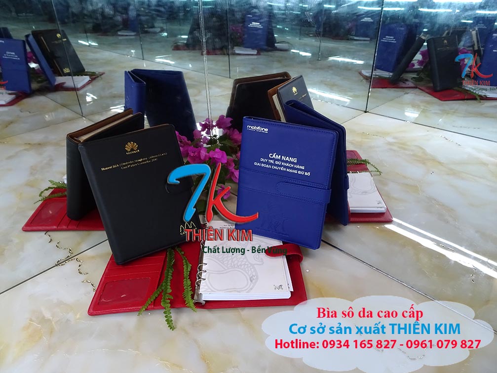 Nhà sản xuất bìa da, chuyên làm cuốn menu da, làm bìa đựng hồ sơ, bìa còng, bìa trình ký,