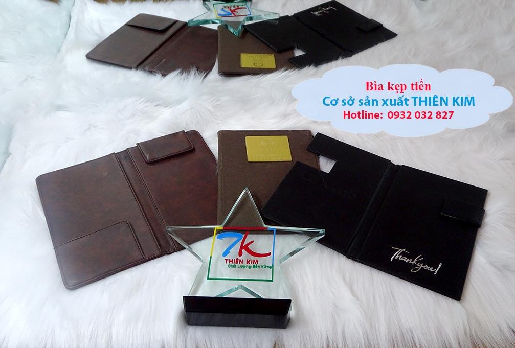 Địa chỉ làm bìa kẹp tiền, bìa tính tiền da, nhận làm bìa sơ mi da giá rẻ,