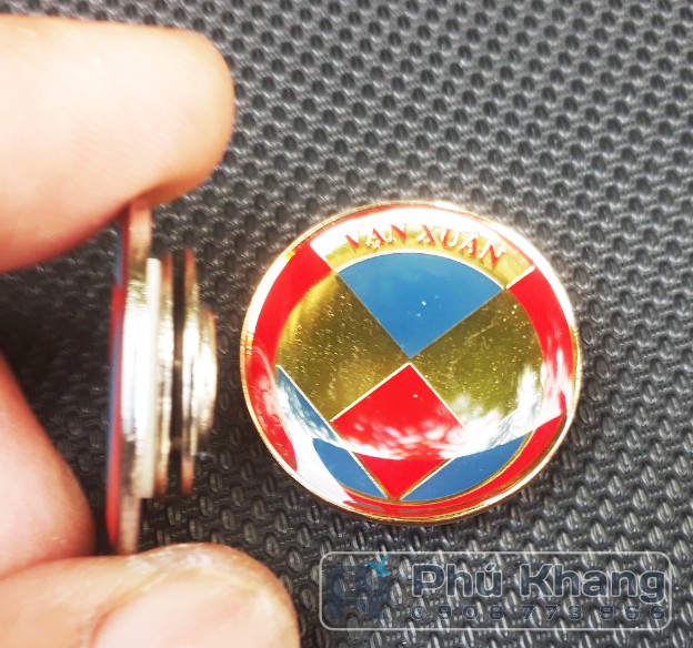 Cơ sở sản xuất pin cài áo, làm huy hiệu công ty, logo cài áo nhân viên