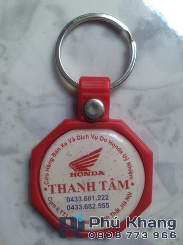 Cơ sở sản xuất móc khóa giá rẻ, xưởng in móc khóa làm quà tặng