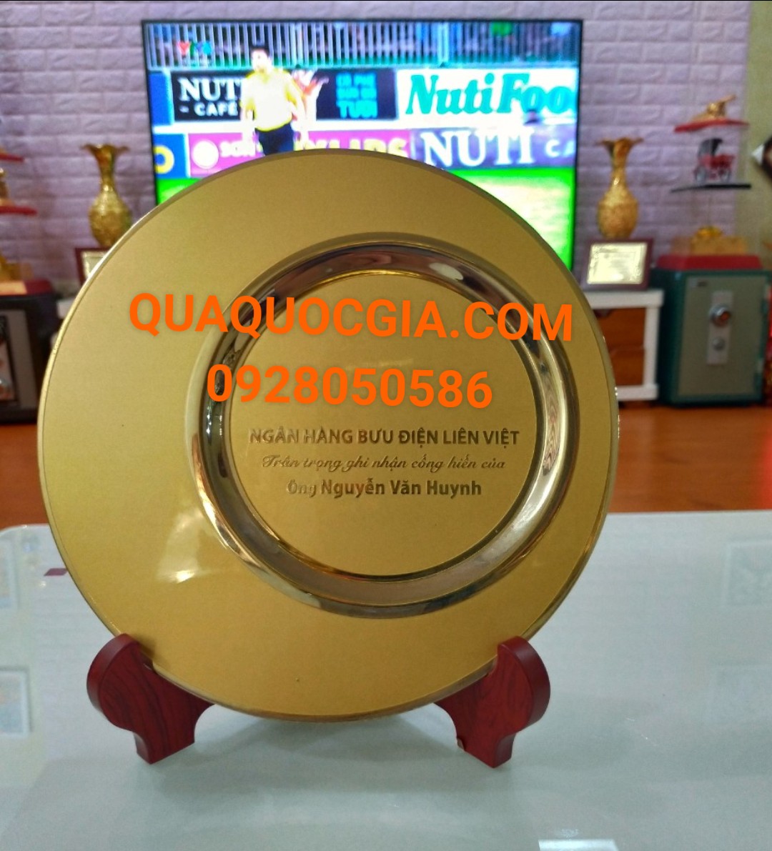 sản xuất đĩa đồng,đúc đĩa đồng đúc nổi 3d ,đặt làm đĩa đồng lưu niệm,cung cấp đĩa đồng,đĩa kỷ niệm