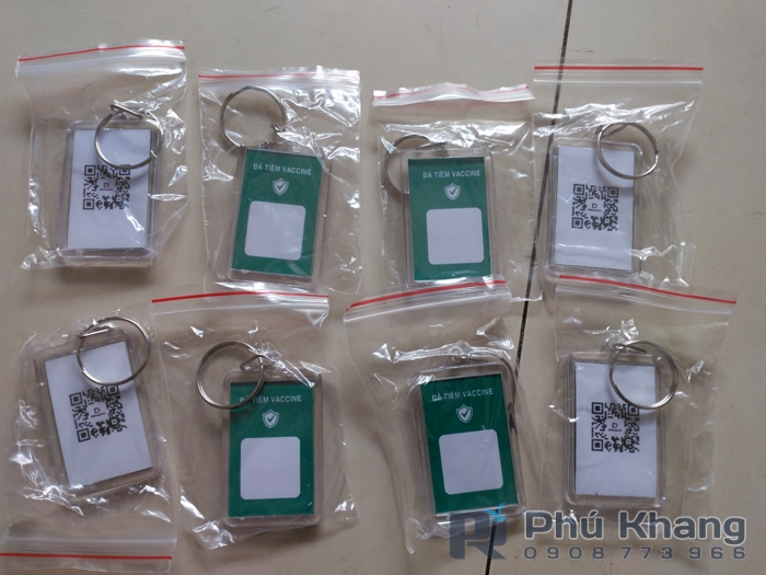 Cơ sở gia công móc khóa quà tặng quảng cáo sản phẩm