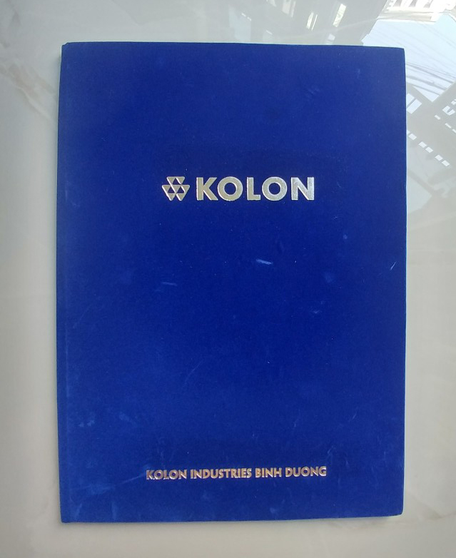 Làm phôi bìa vải nhung đựng giấy khen a4