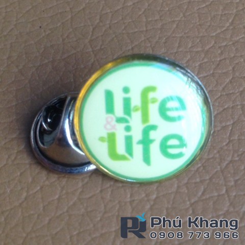 Xưởng sản xuất pin kim loại cài áo, logo kim loại công ty cài áo