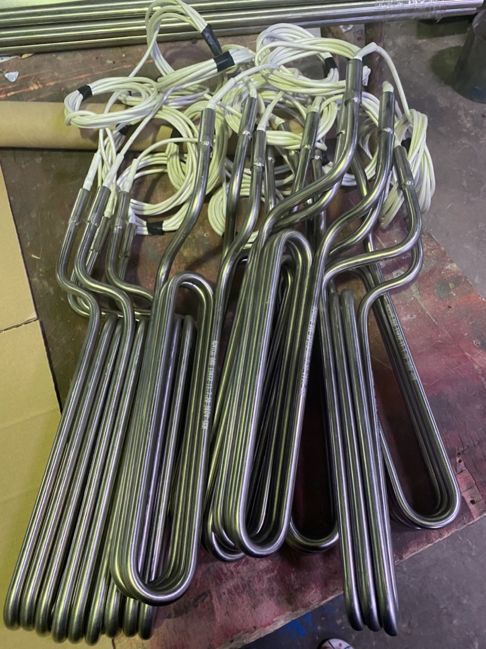 Thanh gia nhiệt Teflon, thanh gia nhiệt Titan , điện trở vòng sứ, điện trở nhiệt