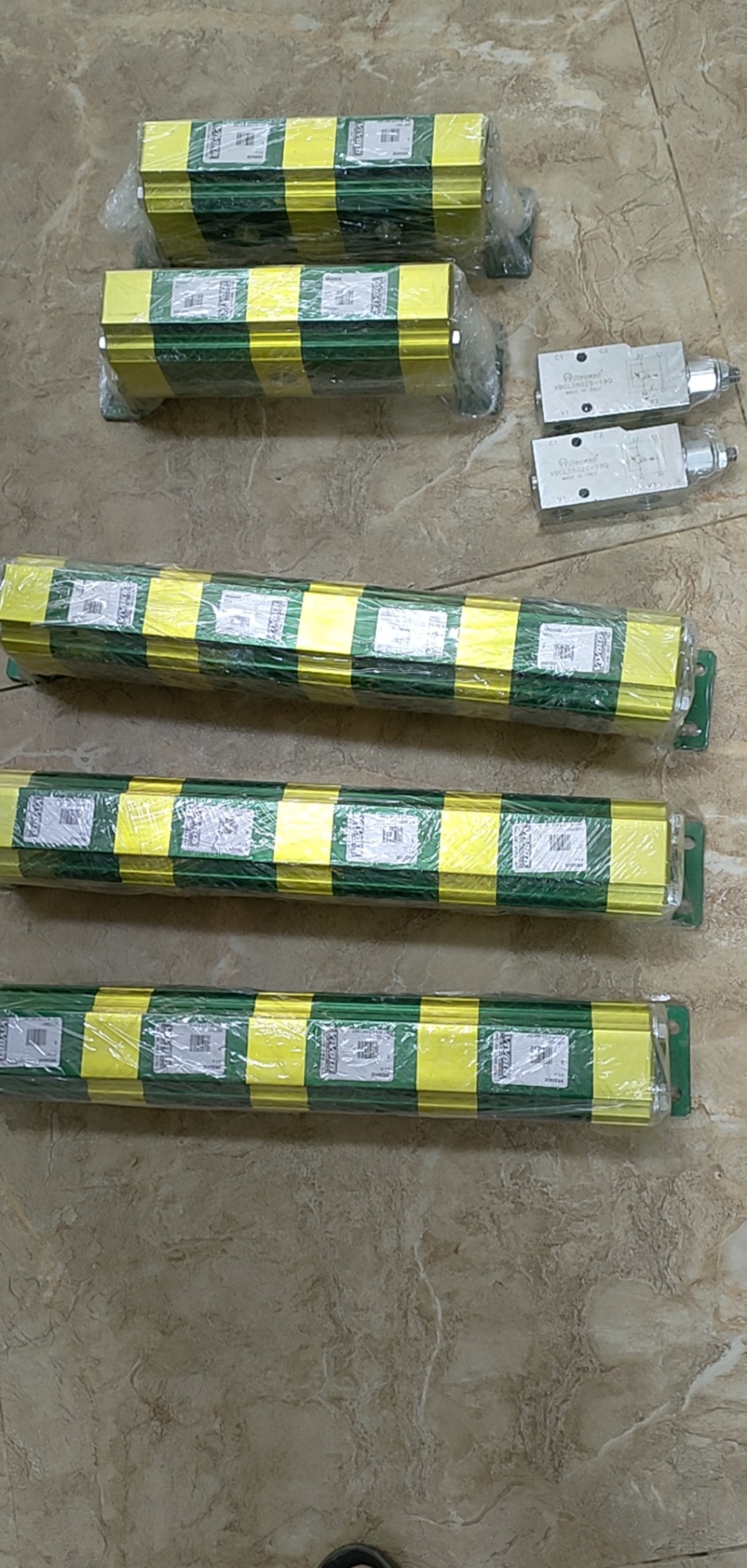 Bộ chia dầu thủy lc bánh răng vivoil italia, Bộ chia lưu lượng bánh răng giá rẻ