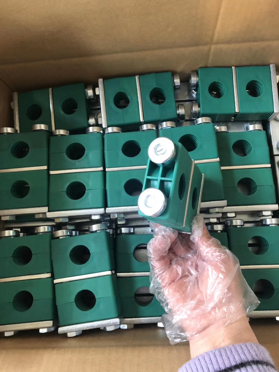 Kẹp ống inox loại tốt, Giá kẹp ống thủy lực, Phân phối kẹp ống thủy lực